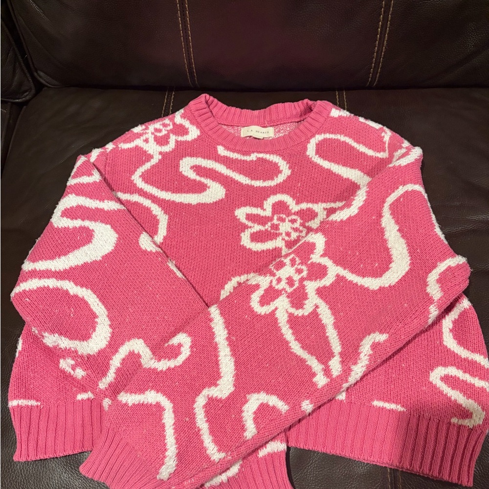 La Hearts Pink and White Floral Sweater